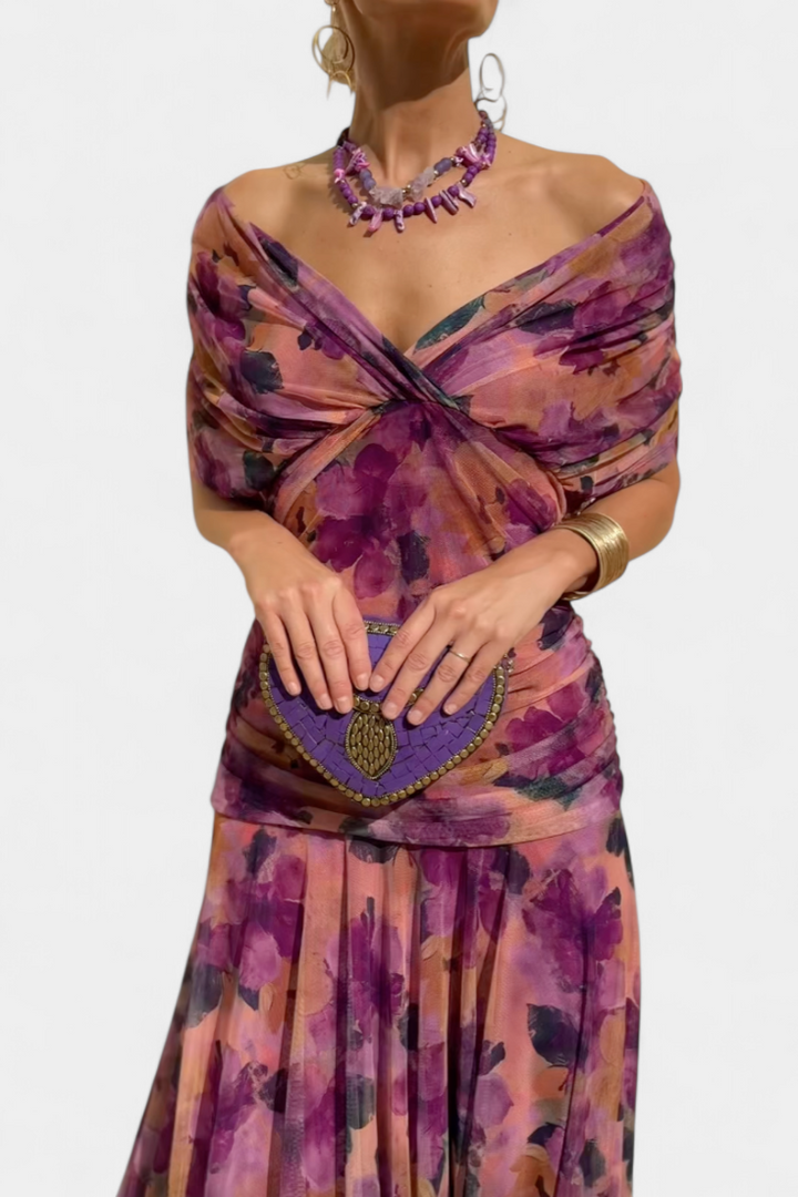 Victoria | Elegant Dress With V-Neckline